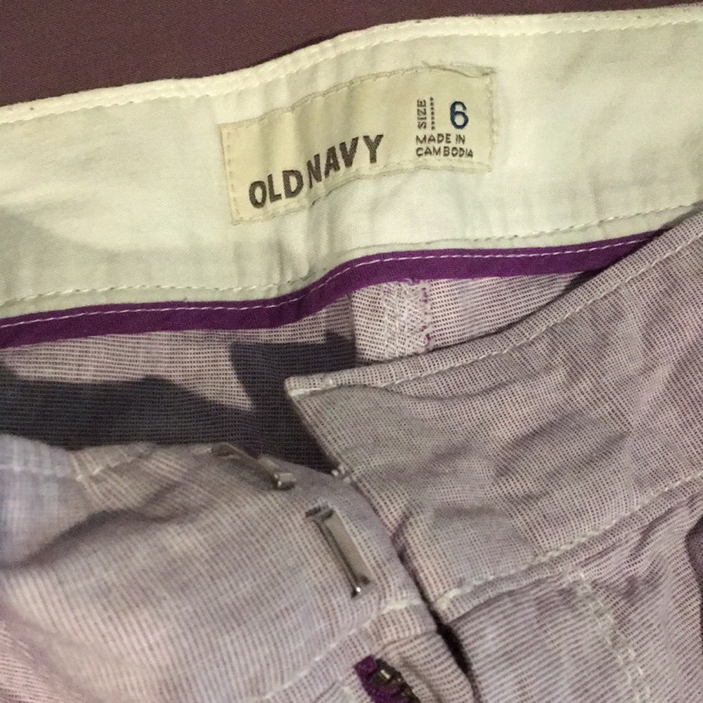 Shorts - Picture 2 of 3